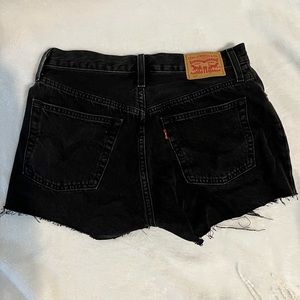 Like new Levi shorts. Literally only wore them one time.